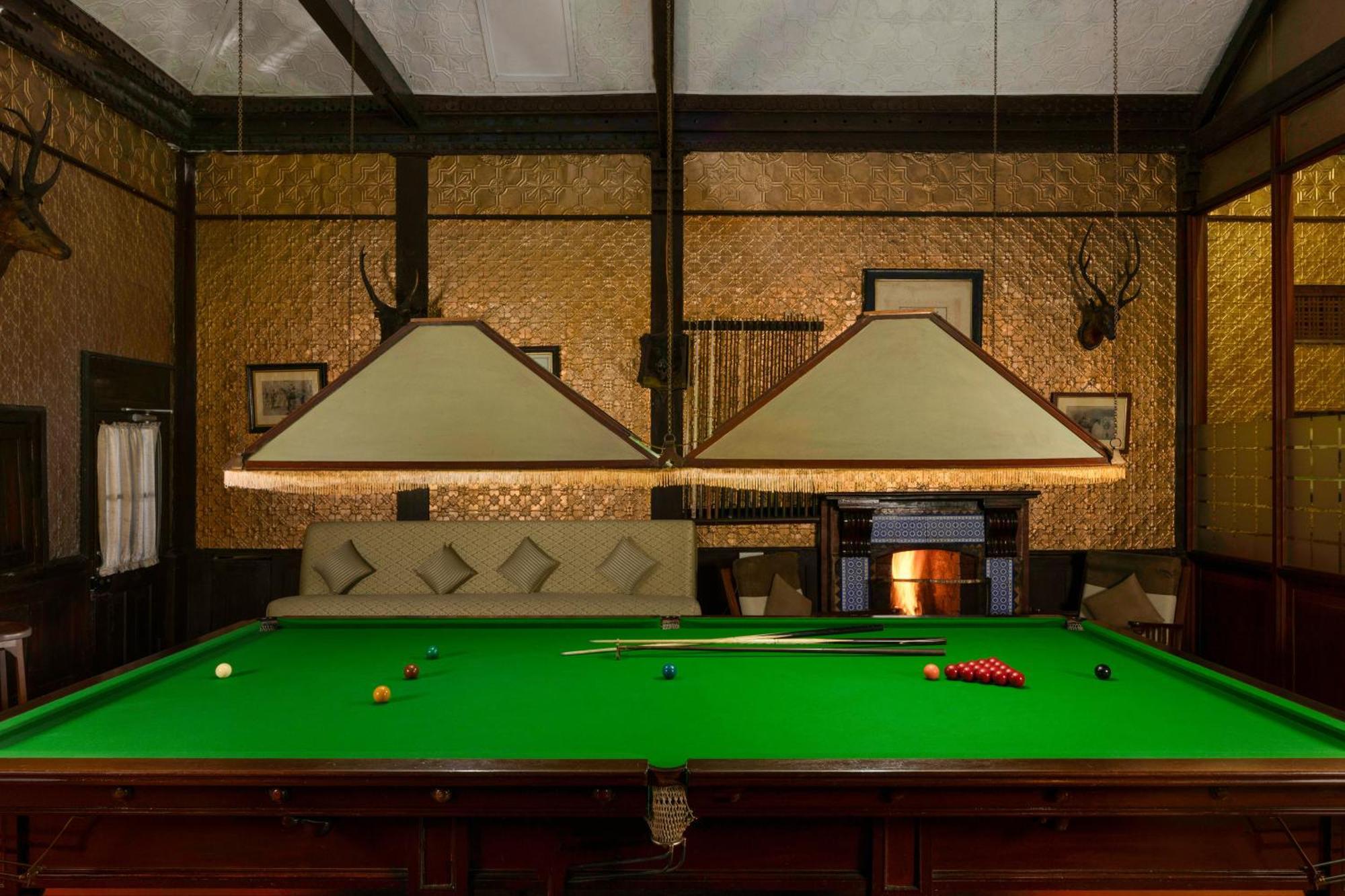 The Hill Club Βίλα Νουβάρα Ελίγια Εξωτερικό φωτογραφία